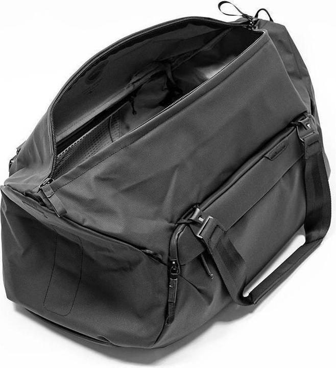Actual product image Peak Design Travel Duffel 35L (Camera shoulder bag, 35 l)