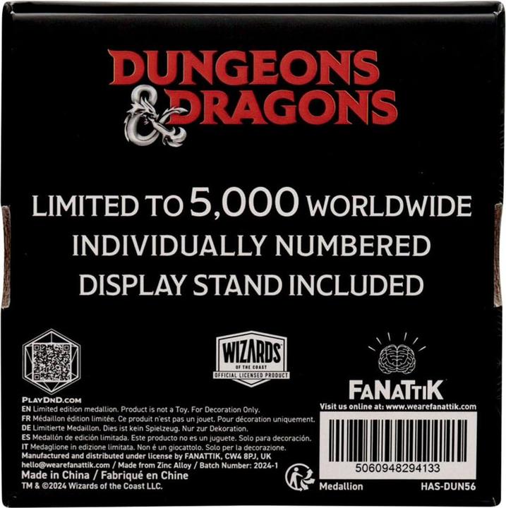 Actual product image Fanattik Dungeons & Dragons Medal D20