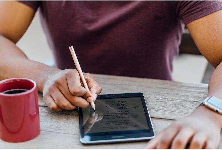 Actual product image Adonit Dash 3