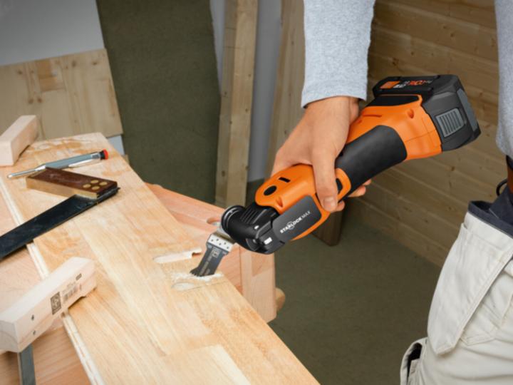 Image du produit Fein Oscillateur à accu MultiMaster AMM 700 MAX TOP 4.0Ah AS