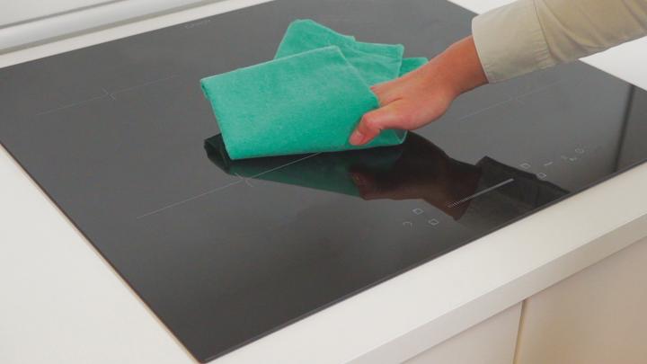 Produktbild Candy Moderna CI642SCBB Schwarzes Kochfeld (59 cm, Induktionskochfeld)