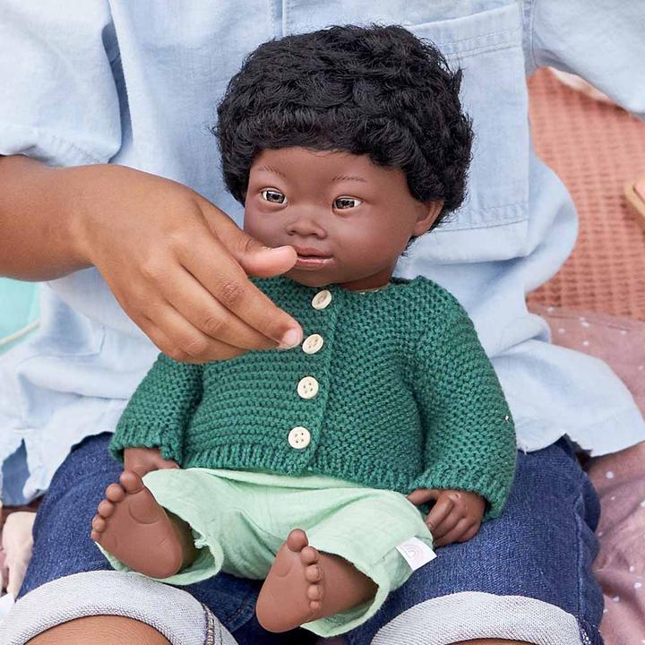 Produktbild Miniland Afrikanischer Junge mit Down Syndrom