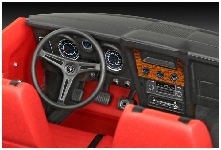 Actual product image Revell James Bond "Ford Mustang I" Gift Set