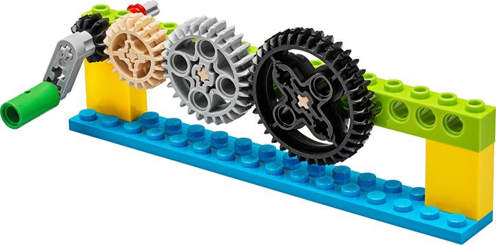 Produktbild LEGO BricQ Motion Essential Hybrid Learning Classroom Starter Pack (45401, LEGO Education)