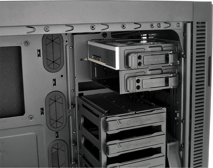 Produktbild Thermaltake F51 mit Fenster (ATX, mATX, Mini-ITX, E-ATX)