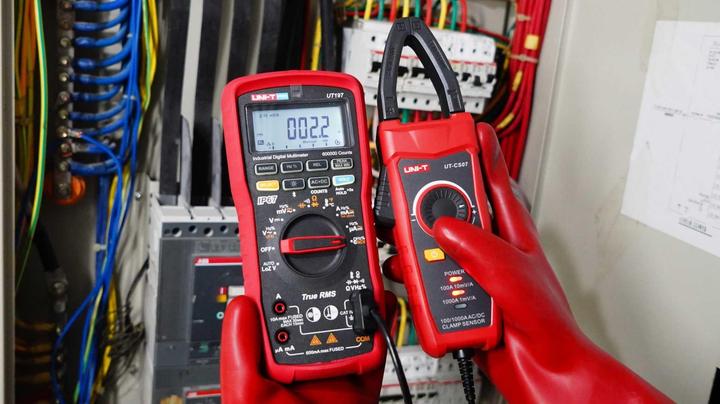 Actual product image Unit UNI-T UT-CS07 Zangensensor, 35 mm Klemmöffnung, 45400 Hz, CAT III 1500 V, CAT IV 600 V, 1000 A (CAT IV 600V)