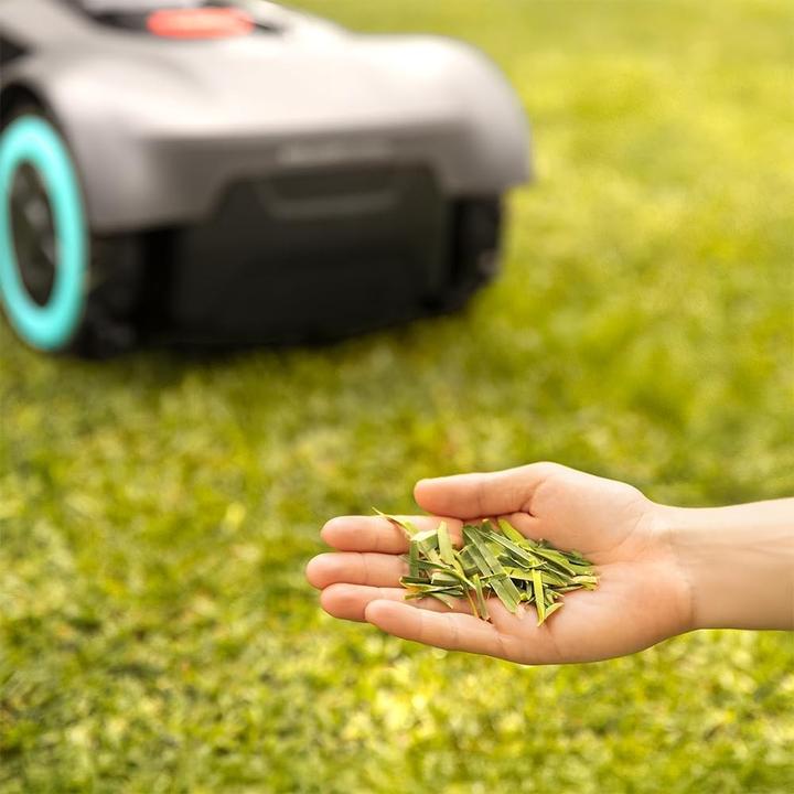Actual product image Cecotec Grasshopper 500 Map Connected Robot Mower (500 m², Boundary wire)