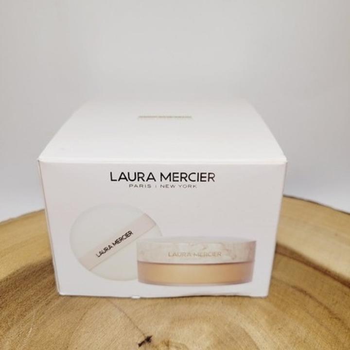 Produktbild Laura Mercier Ultra-Blur Jumbo Loose Setting Powder & Puff Translucent Honey 1oz