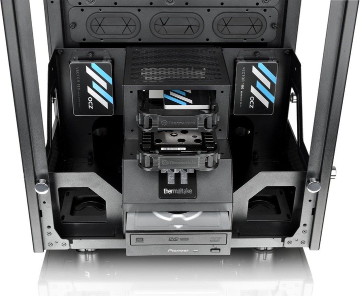 Actual product image Thermaltake The Tower 900 (ATX, mATX, Mini-ITX, E-ATX)