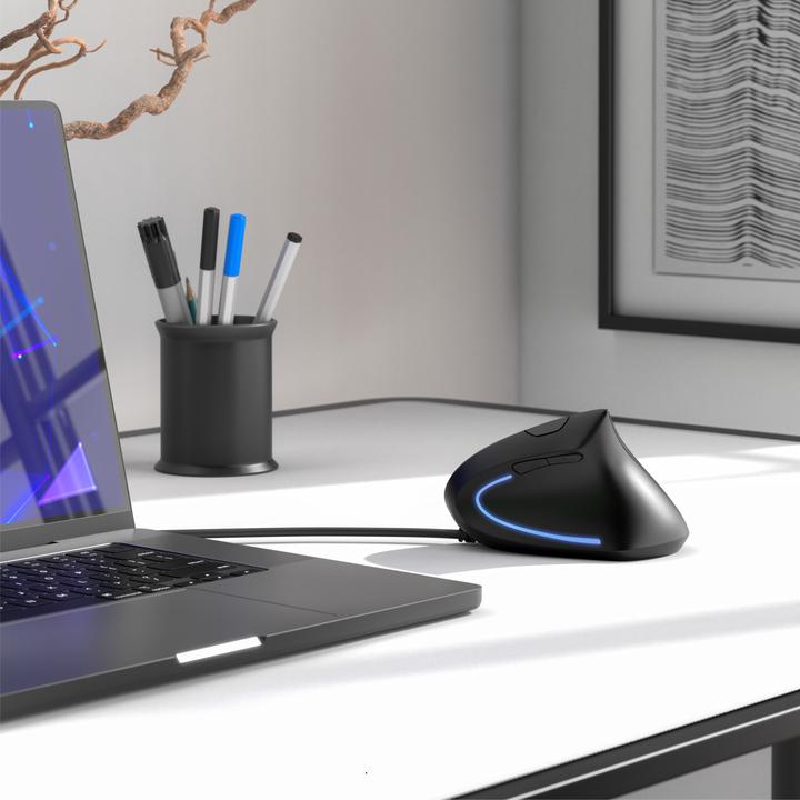 Produktbild CSL Ergonmische Maus USB Vertikalmaus, 6 Tasten, 800-6400 DPI, kabelgebunden, geringes Gewicht, schwarz (Kabelgebunden)