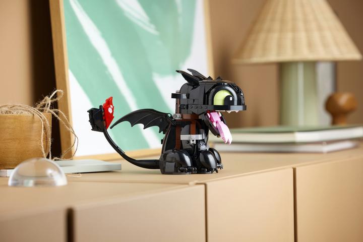 Actual product image LEGO Drachenzähmen Leicht Gemacht: Ohnezahn (LEGO Icons)