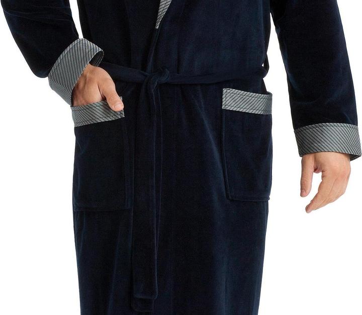 Actual product image Leverie Dressing gown (4XL)
