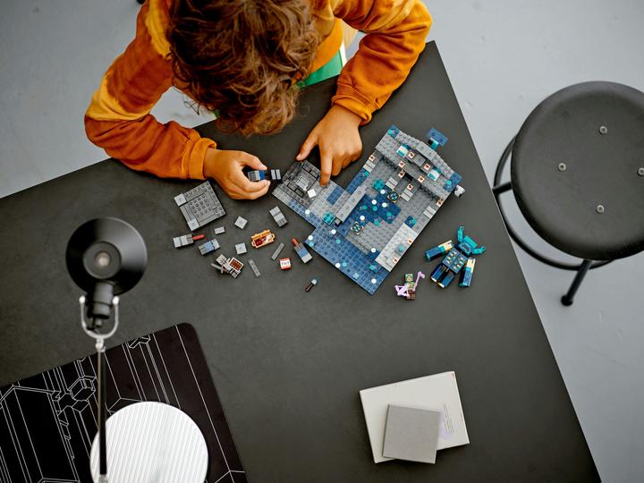 Image du produit LEGO Minecraft - Le duel dans les ténèbres (21246, LEGO Minecraft)