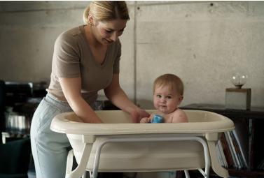 Produktbild Tega Baby Faltbare Babybadewanne mit Ablaufstopfen - Beige