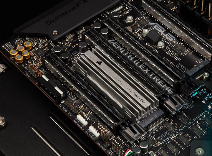 Produktbild Corsair MP600 Core (1000 GB, M.2 2280)