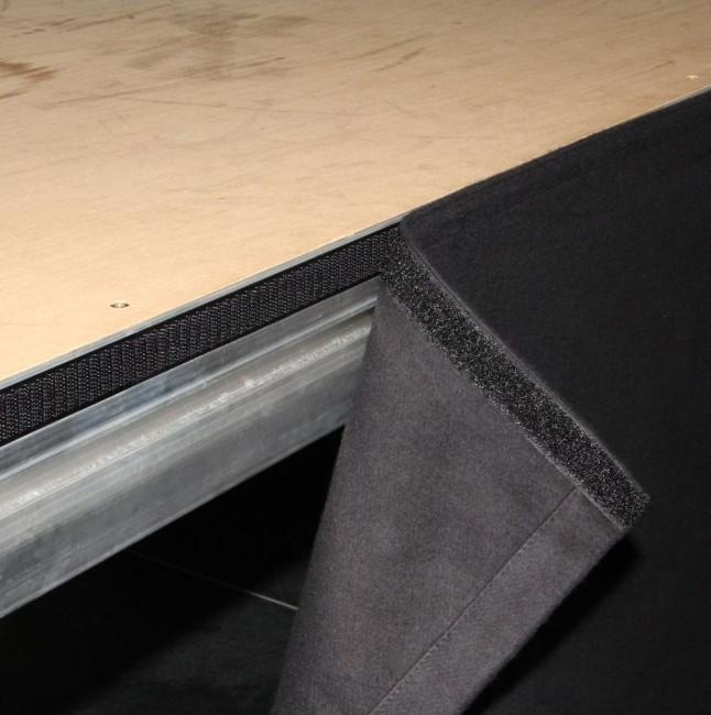 Produktbild Adam Hall 0153 X 210 Podestverkleidung B1 (1 Stk.)