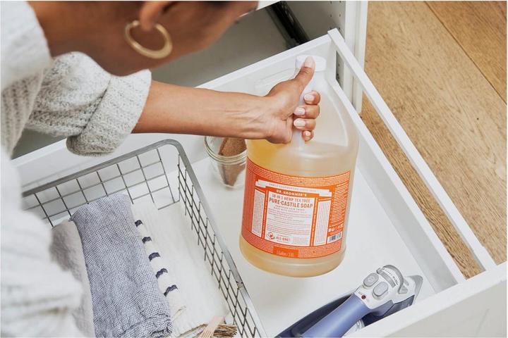 Produktbild Dr. Bronner's 18-IN-1 Teebaum (Flüssigseife, 3800 ml)