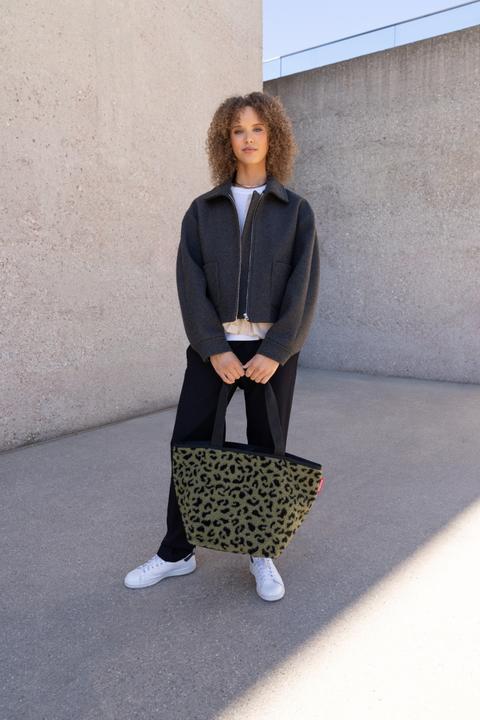 Actual product image reisenthel shopper M teddy leo olive