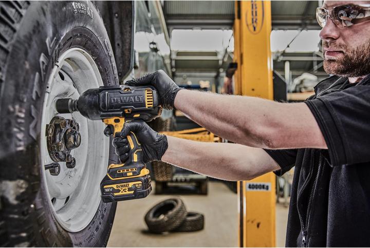 Image du produit DeWalt DCF 900 (Clé à chocs)