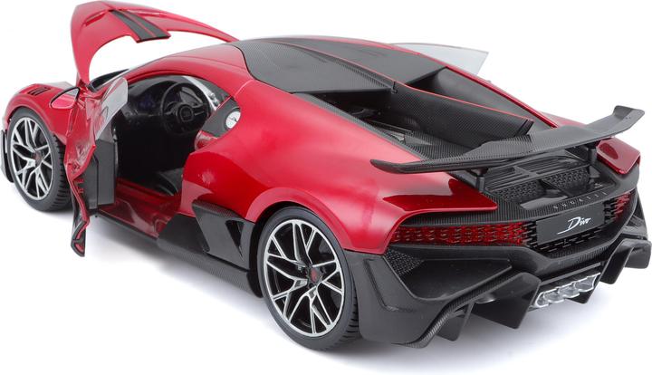 Actual product image Bburago 18/11045R Metal scale 1:18 Bugatti Divo red