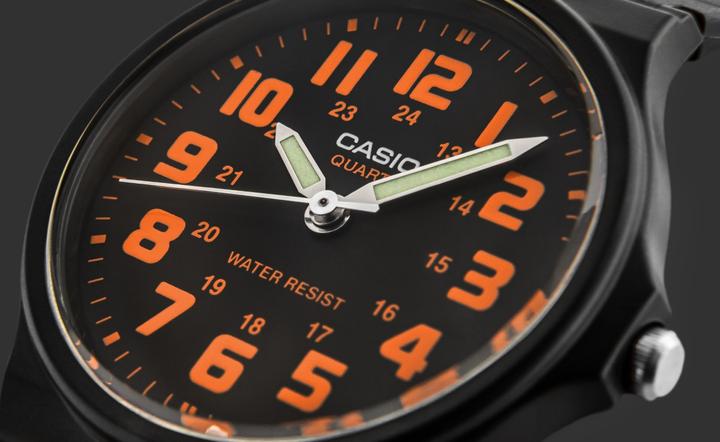 Actual product image Casio Collection (Analogue wristwatch)