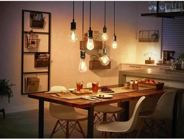 Actual product image Philips Hue Philips Globe G93 Filament (E27, 7 W, 550 lm, 1 x, G)