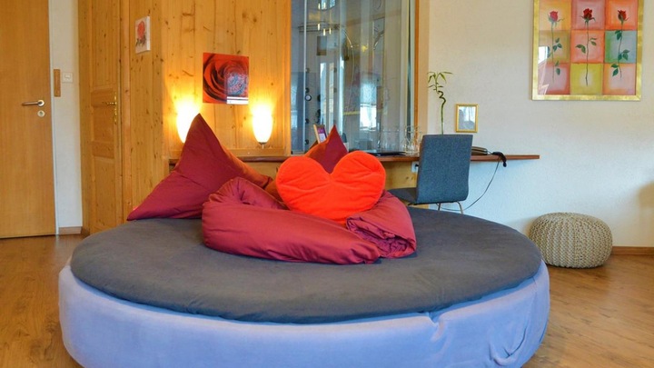 Produktbild Loveroom Superior mit Whirlpool (2 Pers.)