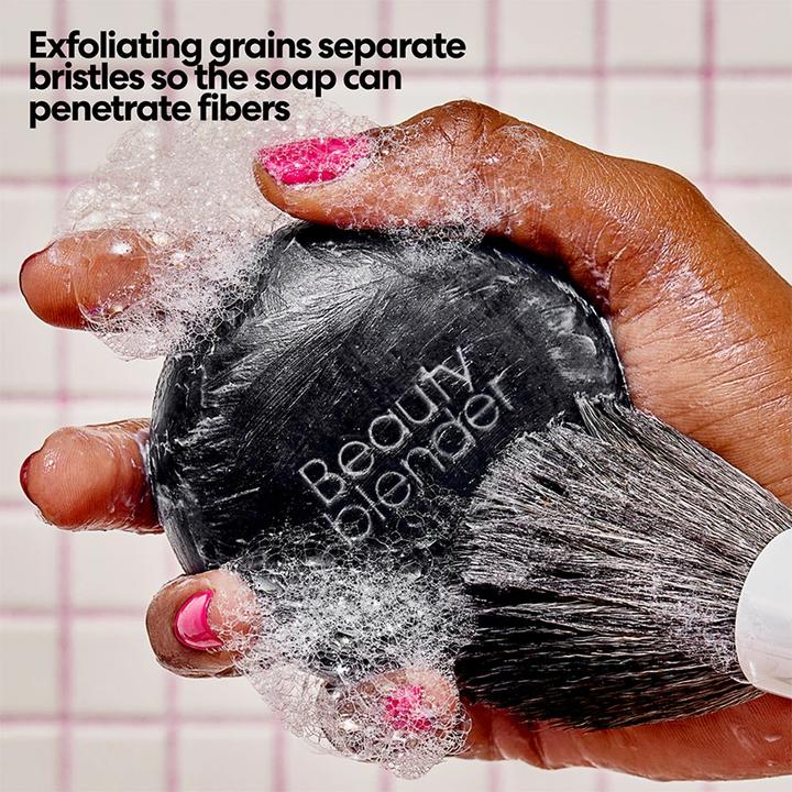 Produktbild Beautyblender Werkzeugreinigungskohle