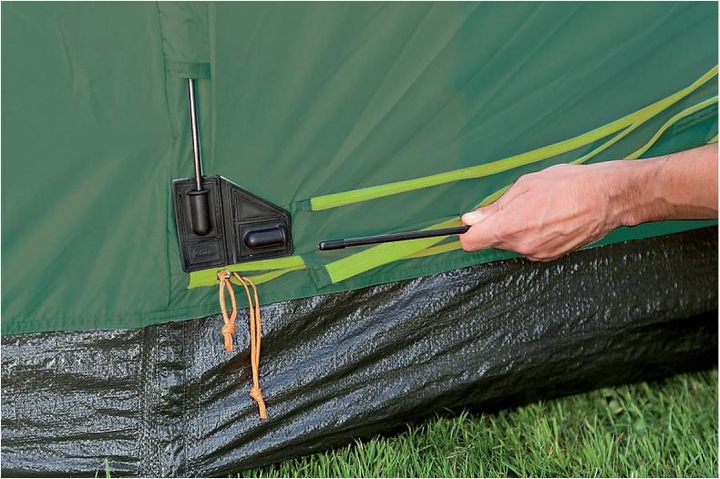 Image du produit Coleman BlackOut (Tente igloo, 20.60 kg, 8 personnes)