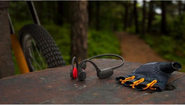 Actual product image Philips TAA5608BK (No noise cancellation, 6 h, Wireless)