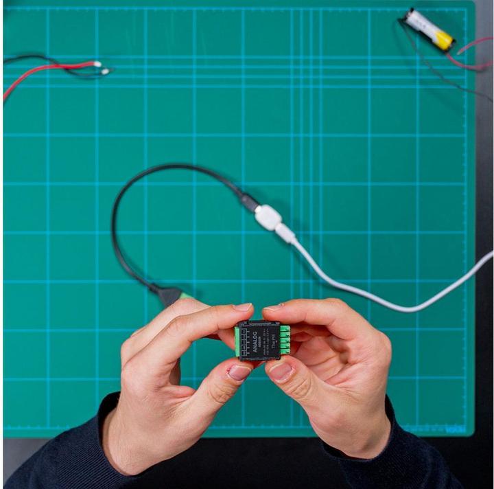 Actual product image Shelly · The Pill · Analog 0-30 V Add-on