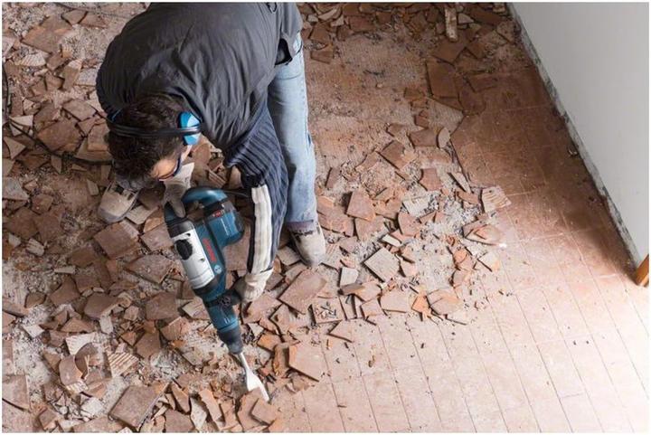 Image du produit Bosch Professional Marteau à percussion avec SDS-max GSH 7 VC (Fonctionnement sur secteur)