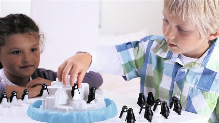 Actual product image Ravensburger Plitsch-Platsch Penguin (German)