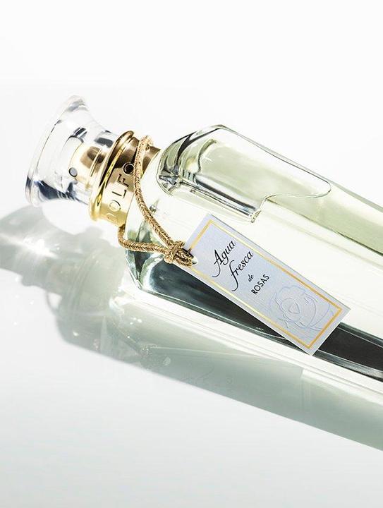 Immagine prodotto Adolfo Dominguez Agua Fresca De Rosas by Eau de Toilette Spray 120 ml (Eau de toilette, 120 ml)