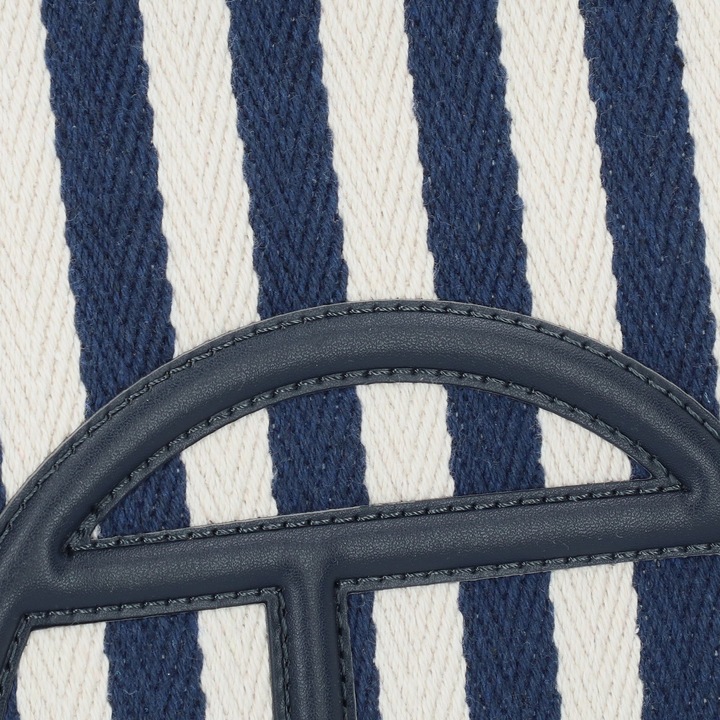 Produktbild Tom Tailor Romy Umhängetasche 23.5 cm