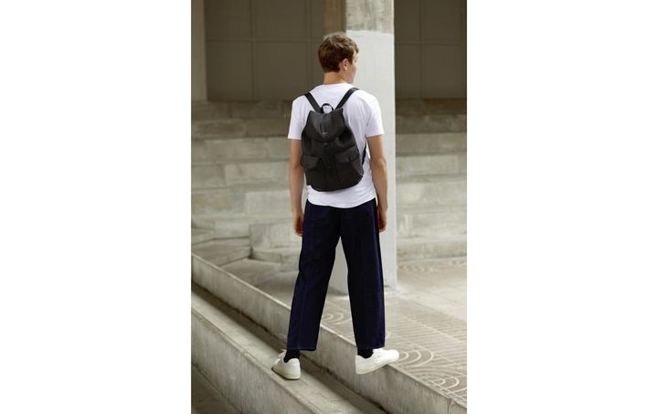 Produktbild Lefrik Freizeitrucksack Knapsack Schwarz (17 l)