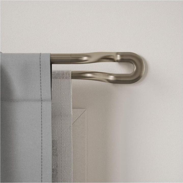 Immagine prodotto Umbra 1017290-1001 - Bastone per tende oscuranti MIDNIGHT 107-305 cm, nichel
