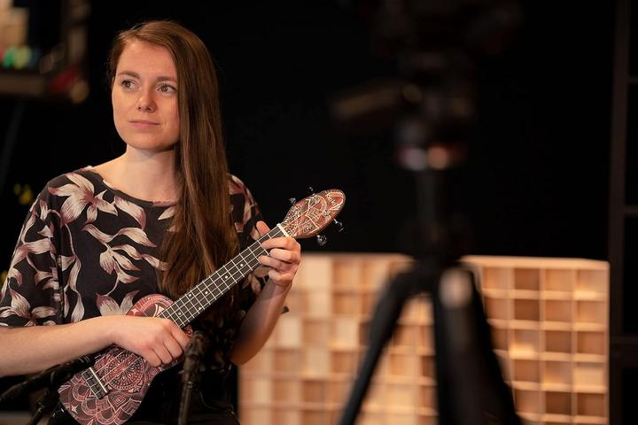 Actual product image Keiki Ukulele Package - Soprano - Red Kaleidoscope (Soprano, Soprano)