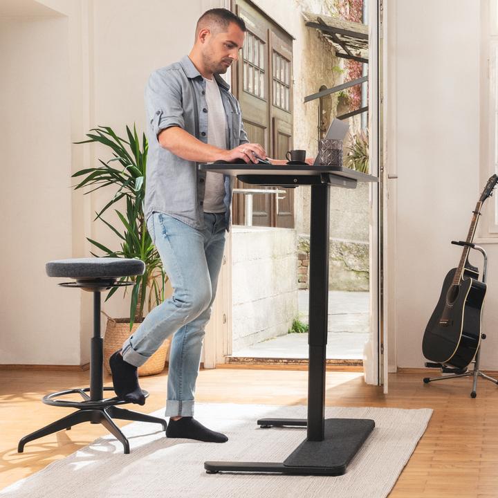 Produktbild Yaasa Desk One - Höhenverstellbarer Sitz-/Stehtisch (91 x 51 x 120 cm)