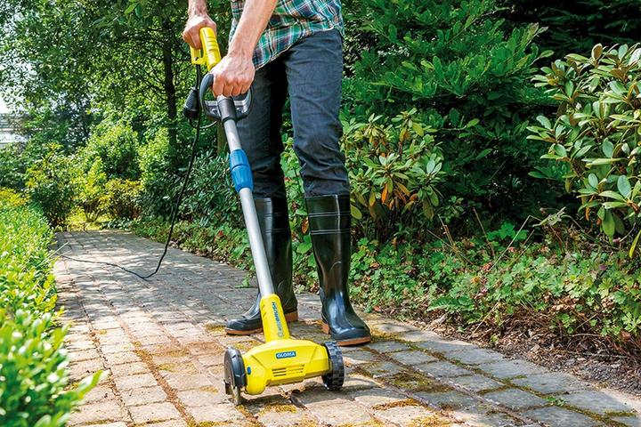 Actual product image Gloria WeedBrush 230 Volt