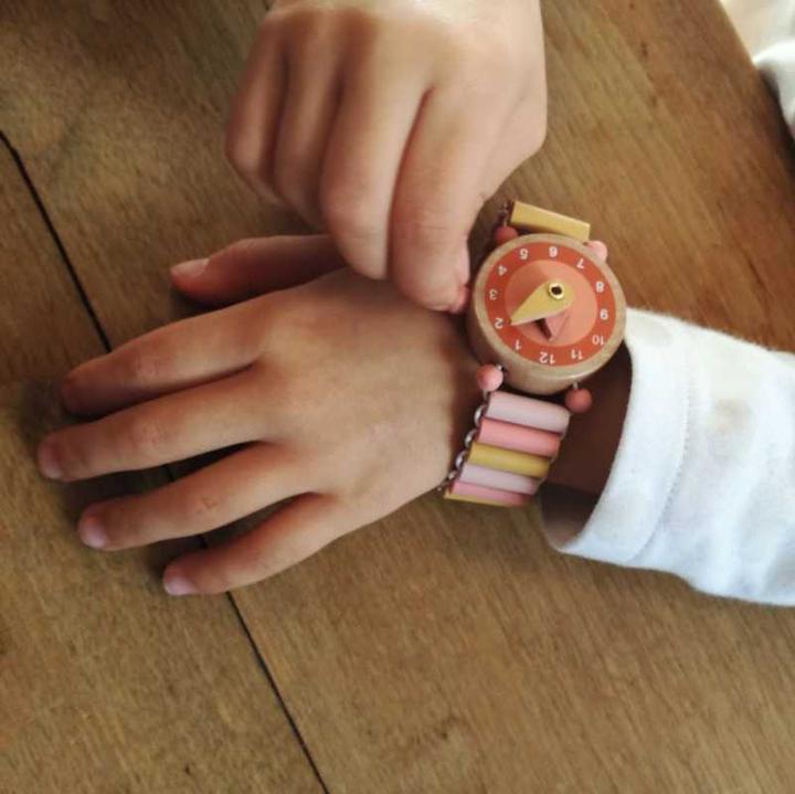 Produktbild Egmont Holzarmbanduhr zum Lernen (Deutsch)