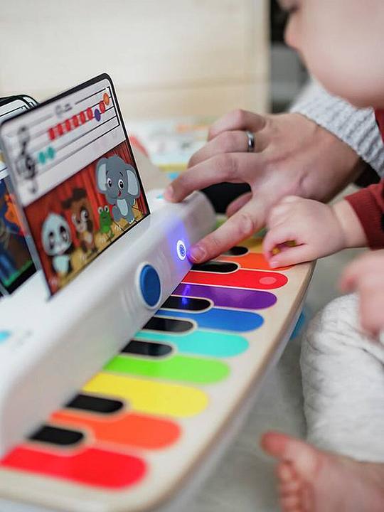 Produktbild Hape Deluxe Magic Touch Piano (Deutsch, Französisch, Italienisch, Englisch)