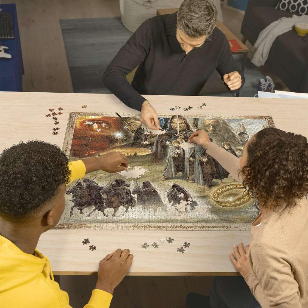 Thumbnail - Ravensburger LOTR: The Fellowship of the Ring (2000 Teile)