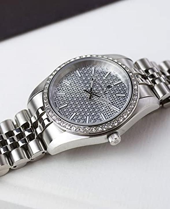 Actual product image Jacques du Manoir Inspiration Glamour Analog Quartz Watch with Stainless Steel Bracelet (Analogue wristwatch, 34 mm)