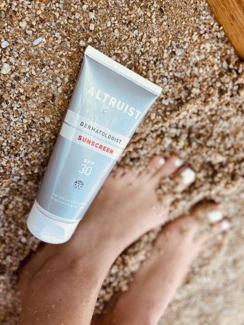 Immagine prodotto Altruist Dermatologist Sunscreen SPF 30 200ml Fragrance Free Non-Sticky (Crema solare, SPF 30, 200 ml)