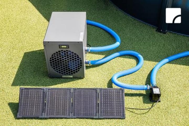Produktbild Steinbach Solarbetriebene Zirkulationspumpe mit PV-Paneel für Schwimmbäder