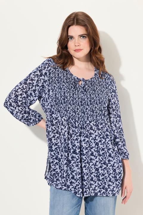Image du produit Ulla Popken Chemisier smocké, motif à fleurs. Décolleté rond et manches 3/4. Coupe évasée. (42, 44)