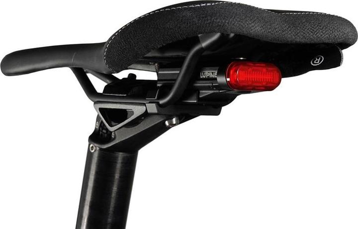 Lupine C14 Mag Feu arrière avec feu stop (45 lm)