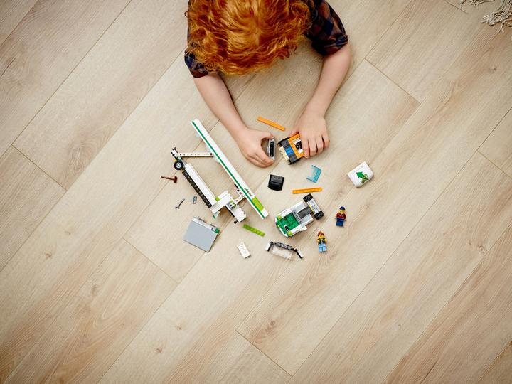 Actual product image LEGO Car transporter (60305, LEGO City)