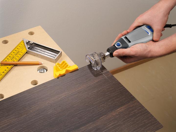 Actual product image Dremel circular saw blade 546